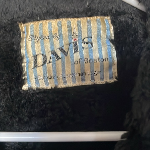 Vintage Coat - Picture 2 of 4